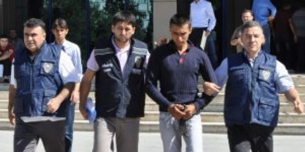 3 şahsı darp eden gaspçı yakalandı