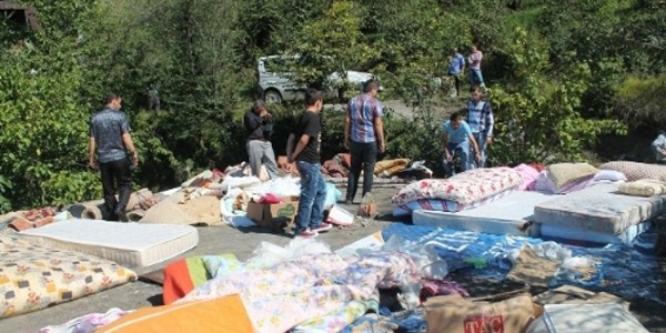 Evde nedeni belli olmayan yang�nlar ��k�yor
