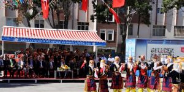 Aksaray'da ders zili çaldı