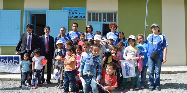 Ele�kirt'te okul onar�m�