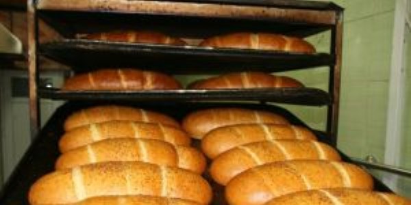 Yozgat'ta ekmek 50 kuru�a d��t�