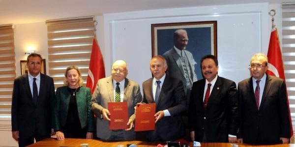 Gaziantepli i�adam�ndan 24 derslikli okul