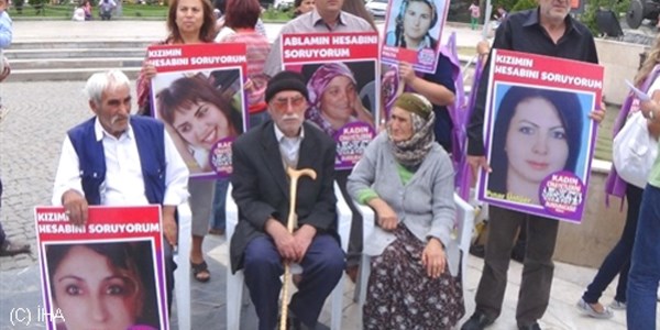 Çocuğunu emzirirken öldürülen annenin davası başladı