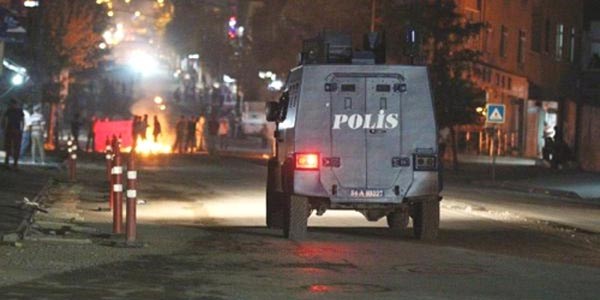 Gazi Mahallesi'nde polis müdahalesi