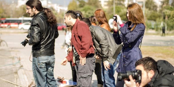 �zmir �niversitesi'nde usta foto�raf�� olun