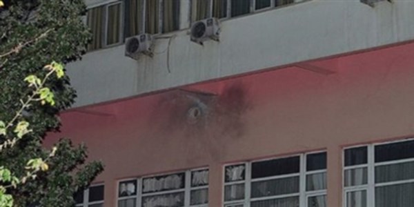 Dikmen Emniyete roketli saldırı: 1'i ölü, 1 yaralı