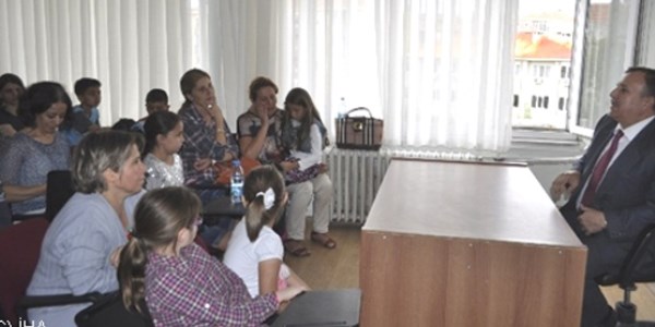 Veliler, Lüleburgaz İlçe Milli Eğitime yürüdü