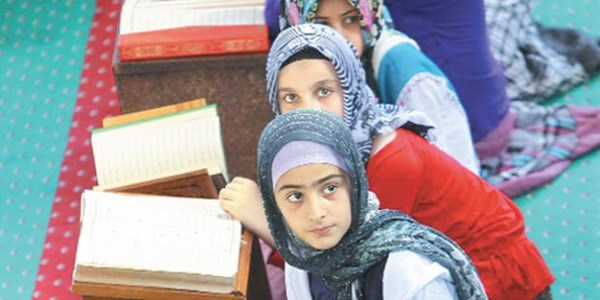 İlk 'hafızlık sınıfları'na yoğun talep