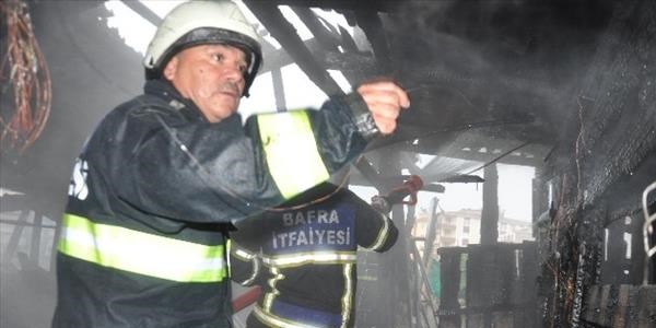 Bafra'da yangın kokuttu