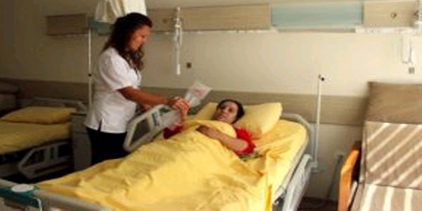 Hastanelerde hizmet kalitesi artmaya devam ediyor