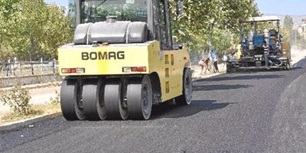 Zile'de asfalt çalışması