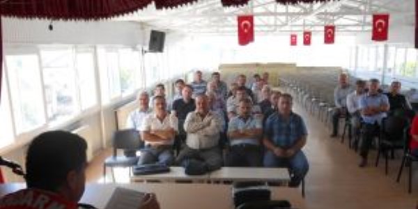 Korkuteli'de okul servis s�r�c�leri bilgilendirildi