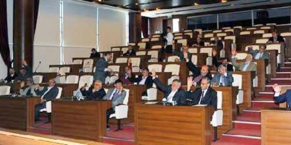 Belediye Başkan Yardımcısının evi için yıkım kararı