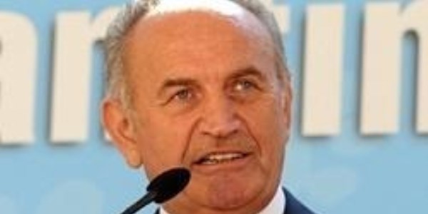 Topbaş: Taksim Meydanı'na bolca ağaç dikeceğiz