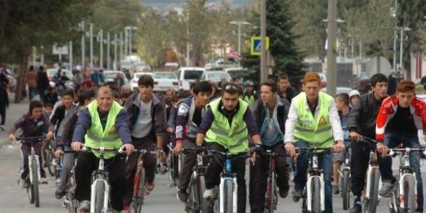 'Otomobilsiz Kent Günü'nde pedal çevirdiler