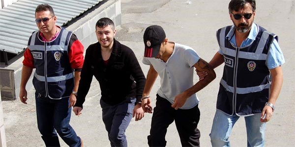 Vermedikleri paranın üstünü alarak dolandırdılar