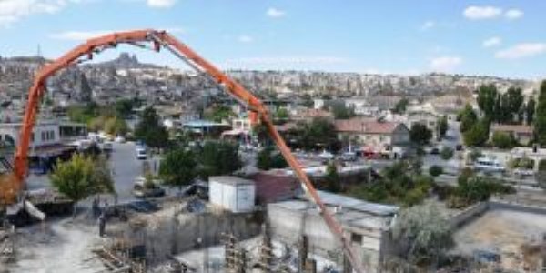 Göreme Açık Hava Müzesi yolu üzerine yeni işyerleri yapılıyor