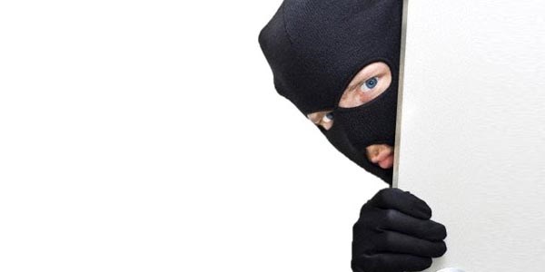 15 saniyede 6 bin lira �ald�