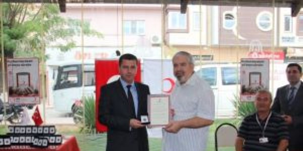 �an'da K�z�lay'a kan veren 29 ki�iye madalya