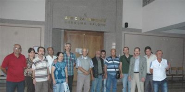 Dolandranlar da dolandrlanlar da sar ve dilsiz