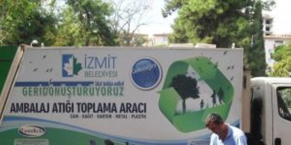 Ağaçlar geri dönüşümle kurtarıyor