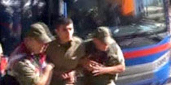 Yakalanan firari PKK'l�lar�n ilk g�r�nt�leri/ Video