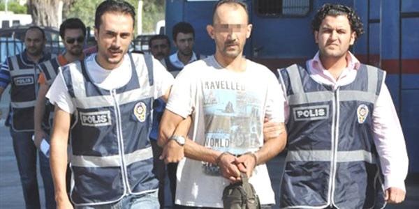 Ayn� ��pheliyi 2 y�l sonra g�zalt�na alan polis: 'ho�geldin Serdar'
