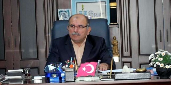 Ünlü sanatçı Kurtiz'in babası Edremit'te Kaymakamlık yapmış