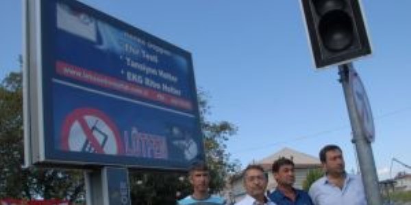 Fethiye'de s�r�c�lere billboardlu uyar�