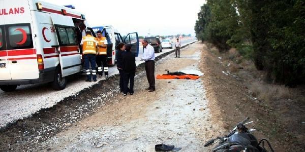 Motosiklet tamircisi kazada öldü