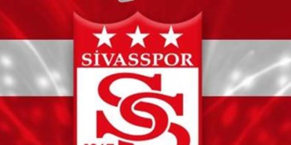Roberto Carlos Sivasspor'u Brezilya'ya tanıttı