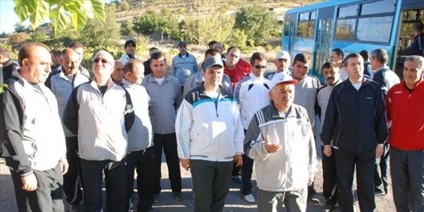 Melikgazi personeli sabah sporu ve doğa yürüyüşünde