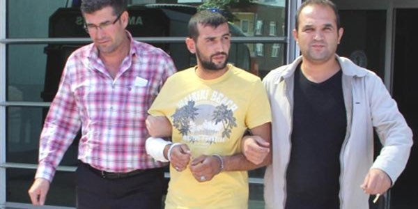 Ev arkadaşını öldüren tutuklandı