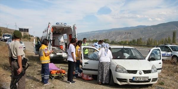 D-100'De trafik kazas�nda 1 ki�i yaraland�