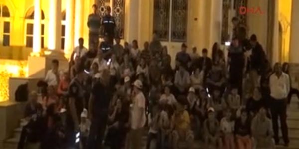 Y�zlerce ��renci �anakkale'de tarihle bulu�tu