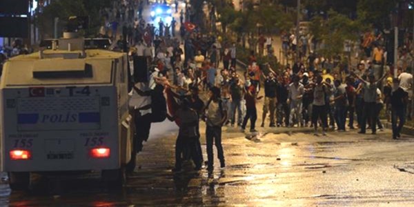 Ba�bakana hakarete 7 bin 760 lira para cezas�