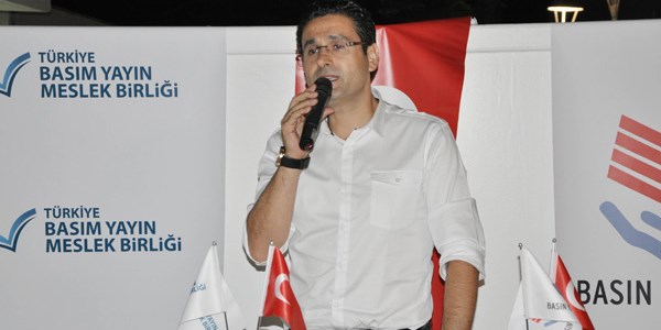 �niversite hocas� korsan fotokopicide!