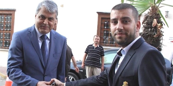 Edremit'in örnek hayırsever iş adamı