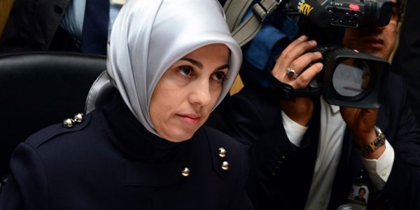 'Hakim ve savcılar başörtüsü kararının dışında tutulmamalı'