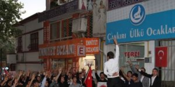 Çankırı'da 'Andımız' protestosu