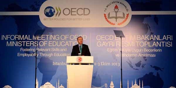 Erdoğan, Eğitim Bakanları toplantısında konuştu/Video