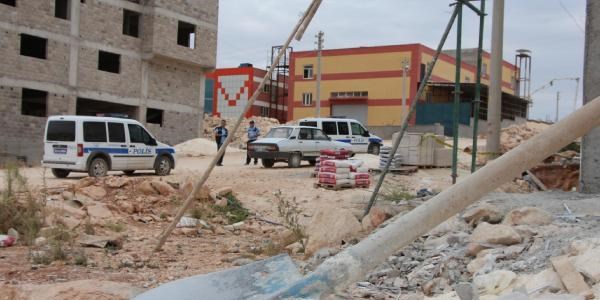 �n�aat i��ileri aras�nda tabancal� kavga: 1 �l�