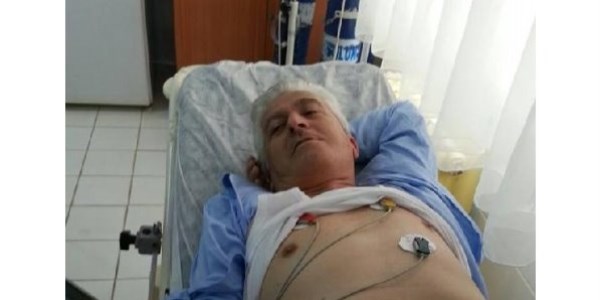 Acı bal yiyen Belediye başkanı zehirlendi