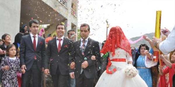 Şemdinli'nin 'ilk kaymakam adayı'na görkemli düğün