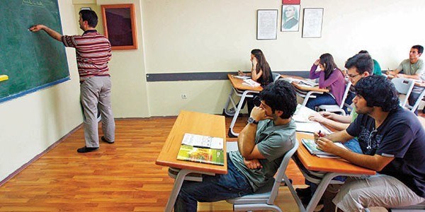 Tüm dershanelerin ruhsatı iptal ediliyor