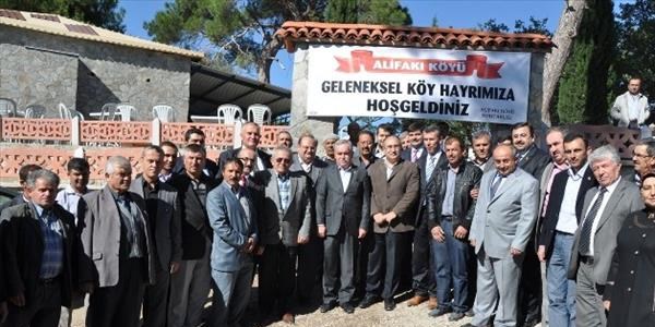 Alifak� k�y hayr�na b�y�k ilgi