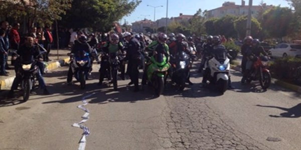 Motosiklet s�r�c�lerine yo�un ilgi