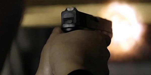 Yasak diye içki vermedi, topuğundan vuruldu