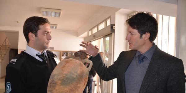 900 y�ll�k amforan�n i�indeki s�v�, s�rr� ��z�lmeden kat�la�t�