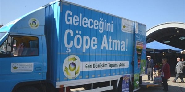 Kullanmad���n�z elektronik e�yalar� ��pe atmay�n